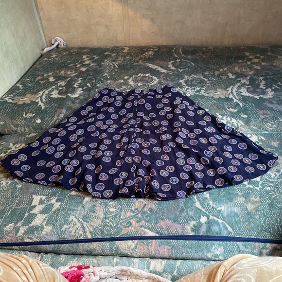 Vintage Y2K A Line Button Closure Geometric Banana Republic Skirt Size 4 Multi - Picture 6 of 10